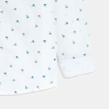 قميص بطبعة شجرة النخيل باللون الأبيض، للأولاد